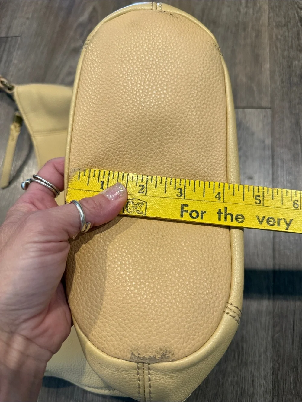 The Sak Sequoia Hobo Bag Leather in Buttercup